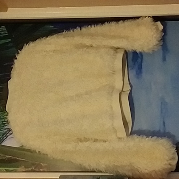 Wild Fable furry jacket - Picture 2 of 11
